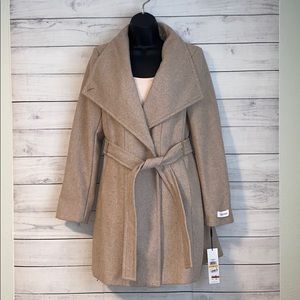 NWT Tan Calvin Klein Peacoat Small